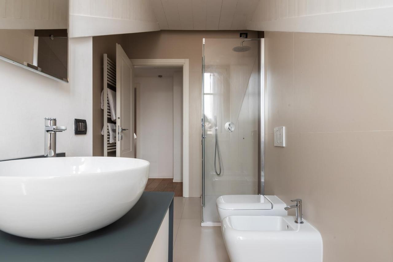 Easyhomes - Brera Luxury Suites Milano Exteriör bild