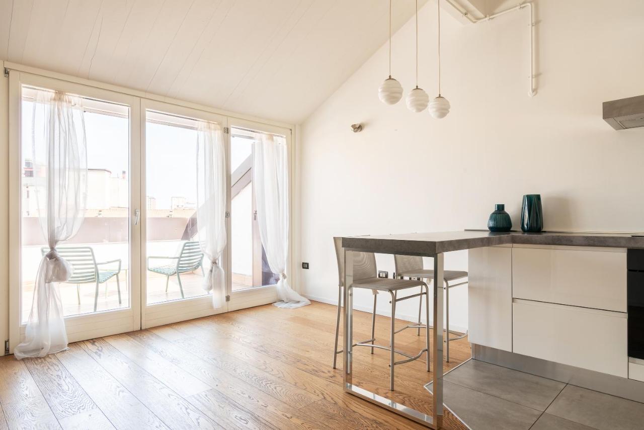 Easyhomes - Brera Luxury Suites Milano Exteriör bild